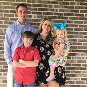 Meet your Posher, Casey